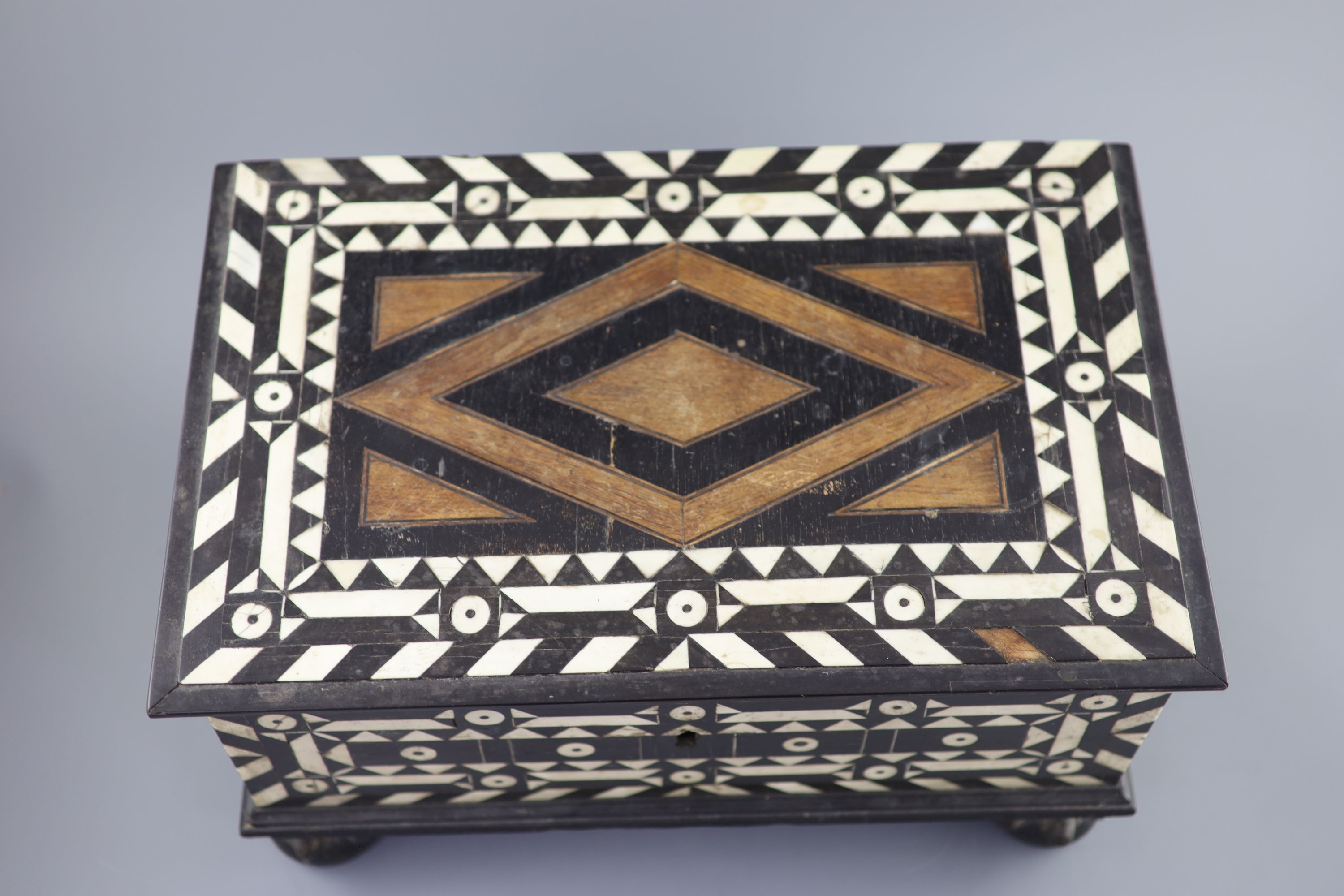 An early 18th century Dutch Colonial casket, 45 x 29cm, 24cm high.